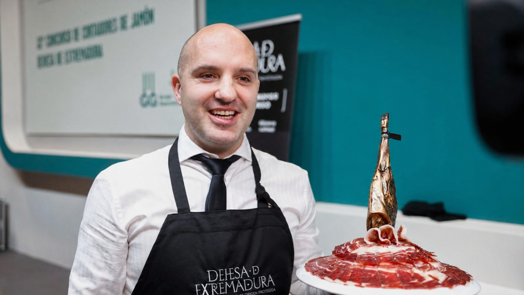 Entrevista a Javier Campos, ganador del 32º Concurso de Cortadores de Jamón Dehesa de Extremadura 
